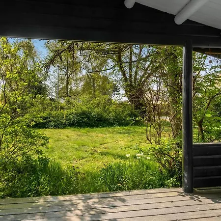 Pet Friendly In Samso With Kitchen * Samsø