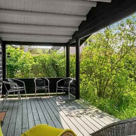 Pet Friendly In Samso With Kitchen Samsø