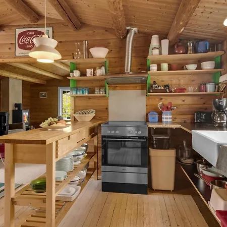 Pet Friendly In Samso With Kitchen